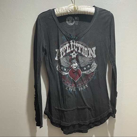 AFFLICTION Henley Tee Rhinestones Lace Sleeves